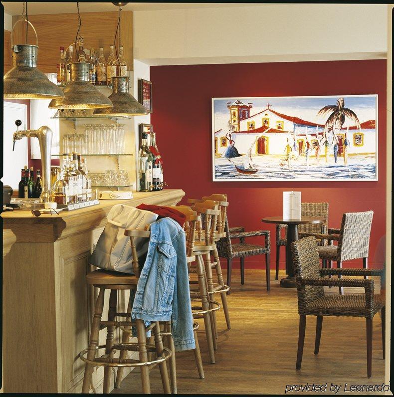 Hotel Restaurant Des Isles 巴讷维尔-卡特里特 餐厅 照片