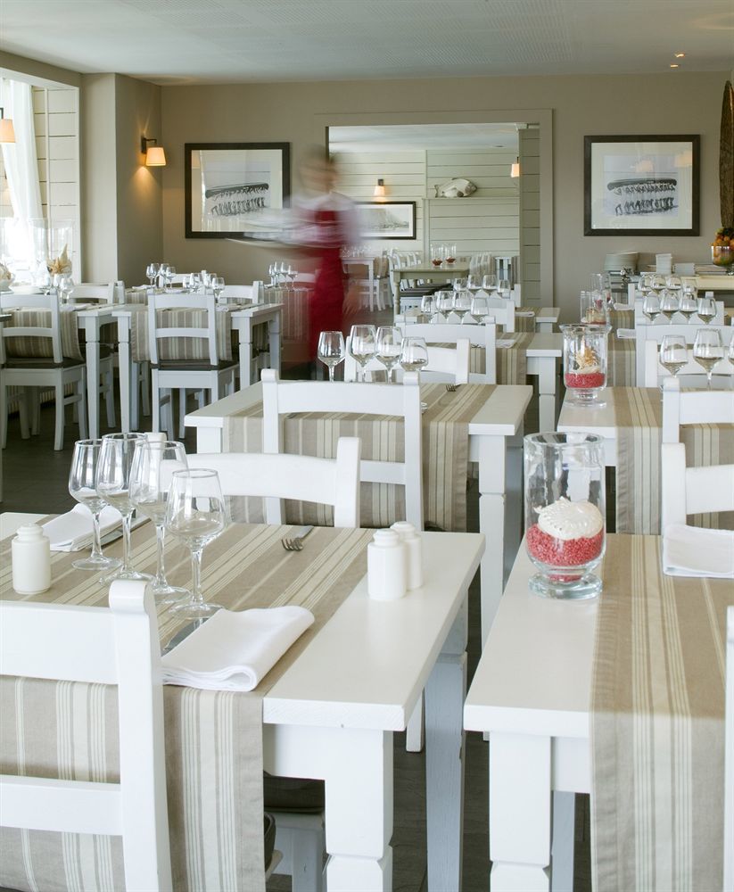 Hotel Restaurant Des Isles 巴讷维尔-卡特里特 外观 照片